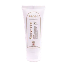 ضد آفتاب SPF50 بی رنگ مات پوست چرب ناک | Sunscreen Cream SPF 50 Invisible - Nak