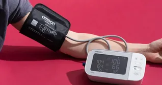 راهنمای گرفتن فشار خون با انواع فشار‌سنج در خانه