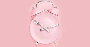 🚫🍽️🕙 فستینگ خطر بیماری‌های قلبی و دیابت نوع ۲ را کاهش می‌دهد!