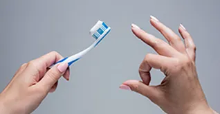 بهترین مسواک مخصوص کامپوزیت در بازار