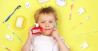 نکات کلیدی انتخاب مسواک مناسب برای کودکان