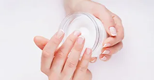 10 روتین کاربردی برای مراقبت از ناخن‌ها: مهم‌ترین نکات برای مراقبت از ناخن‌ها