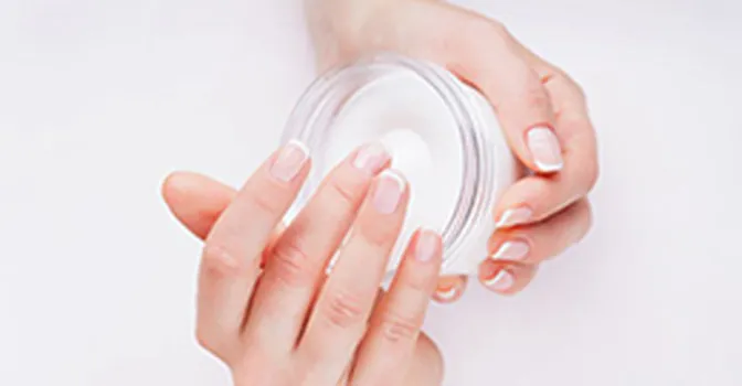 10 روتین کاربردی برای مراقبت از ناخن‌ها: مهم‌ترین نکات برای مراقبت از ناخن‌ها