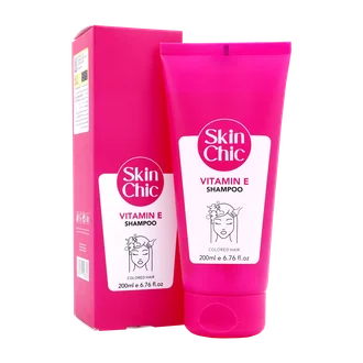 تصویر شامپو موهای رنگ شده ویتامین ای اسکین شیک